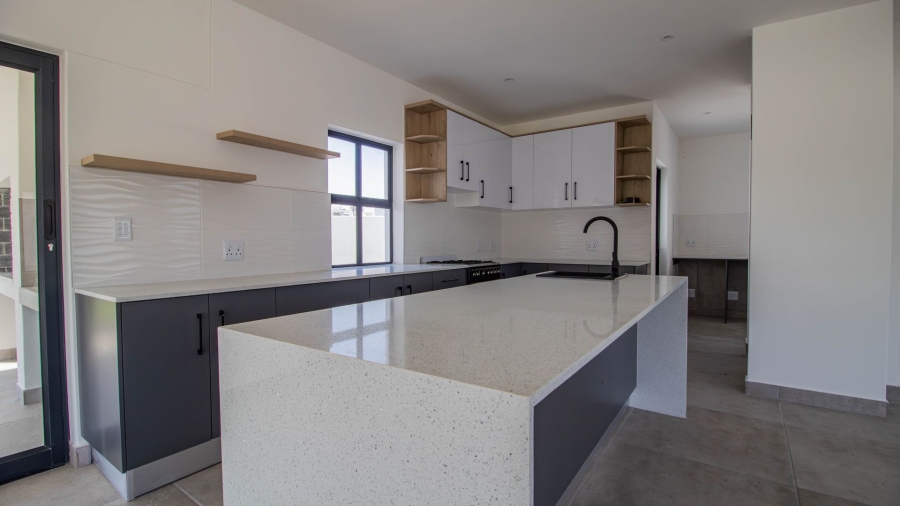 3 Bedroom Property for Sale in Shelley Point Western Cape